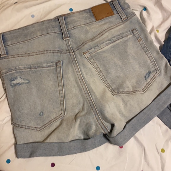 Aero jeans, never worn, too small. - Picture 2 of 2